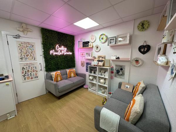 Miracle Memories Casts & Keepsakes