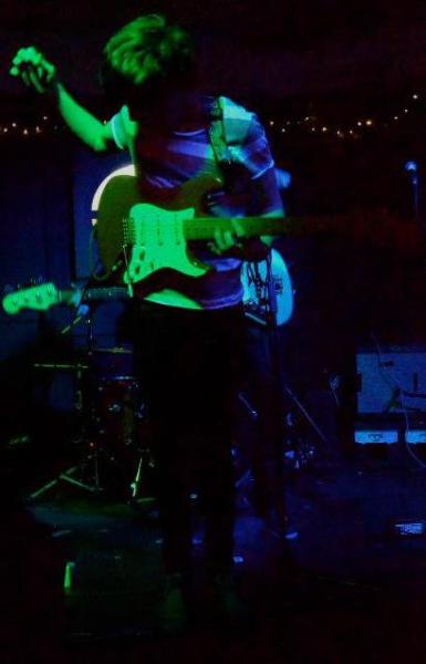 Hûw Lloyd-Williams Guitar Tuition