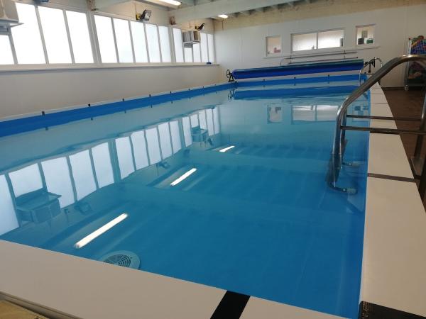 Froggy Legs Swim School