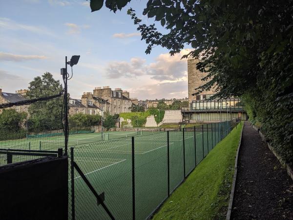 Dean Tennis and Squash Club