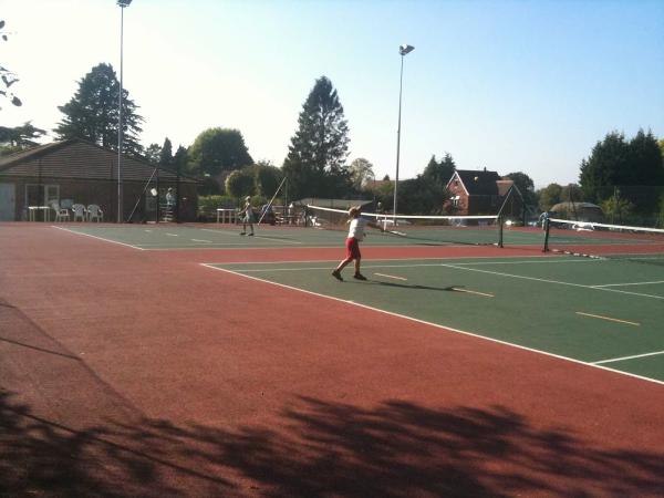 Shalford Tennis Club