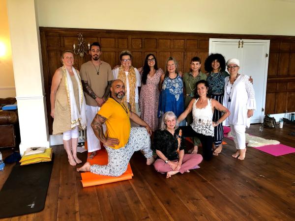 Seamseezy Kundalini Yoga