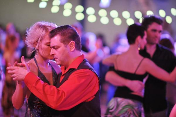 Tango Boulevard Dance Lessons & Events