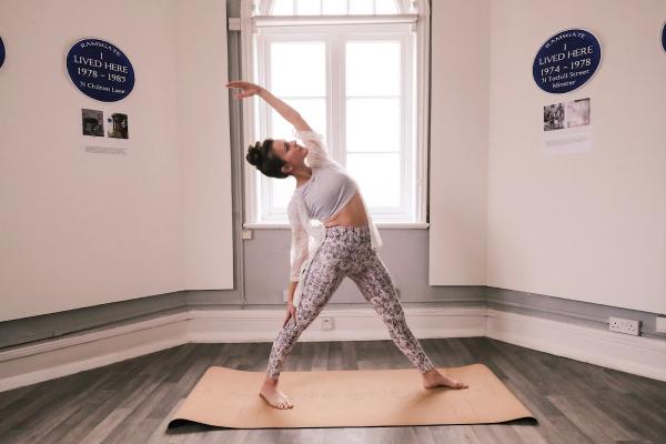 Floating Yoga