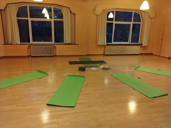 Simone Yoga