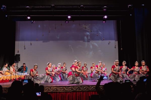 Bharatanatyam By Radhini Sivadharan Kalaimanram