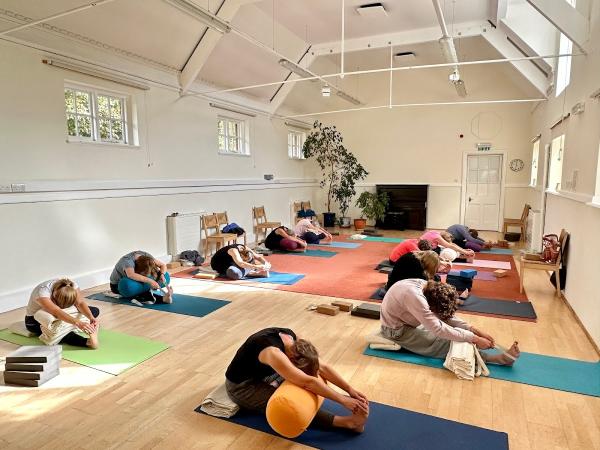 Iyengar Yoga With Lindsay Barchan : Lewes