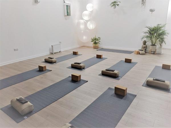 Tadasana Rooms