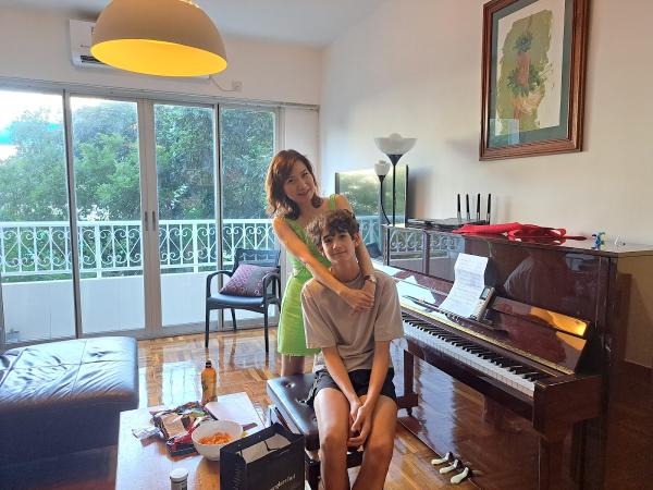 Phoebe's Piano Lessons