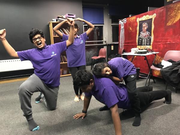 Meiveli Drama School