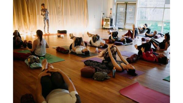 Toma.j Yoga & Wellbeing