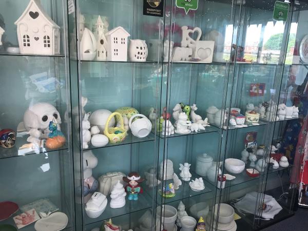 Riverside Paint a Pot