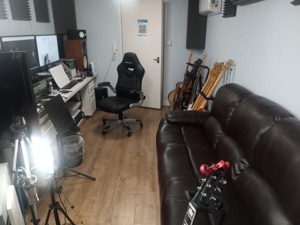 Dave Allott Guitar Tuition