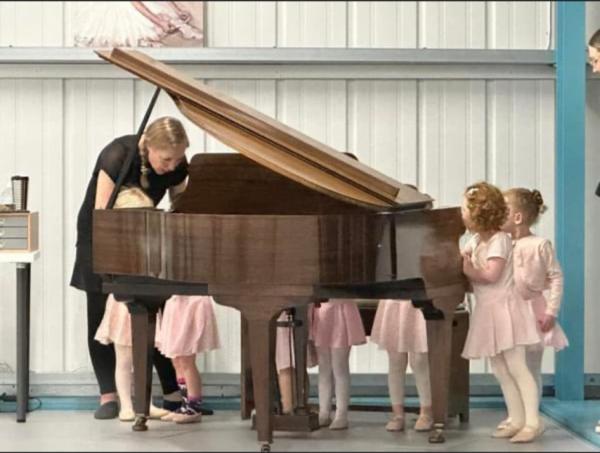 Louise Vincent School of Dance