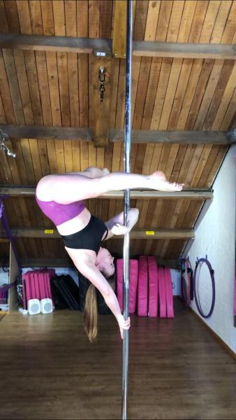 Pole Attack Mixed Aerial and Pole Dance School Aylesbury