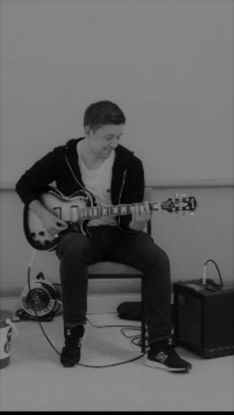 Lewis McGraw Guitar Teaching