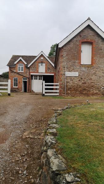 Adsborough House Stables