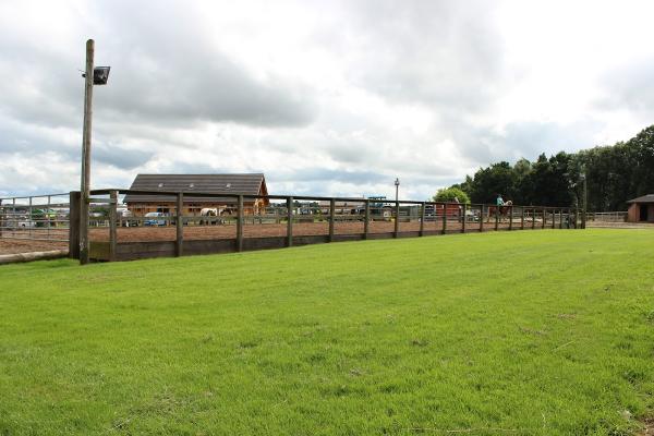 Ross Dhu Equestrian