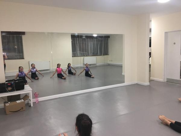 Shoshana Burns School of Dance