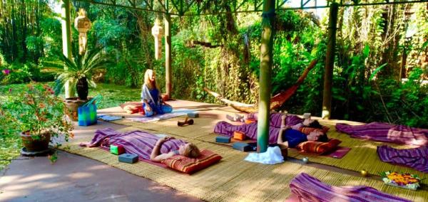Dr Amanda Bowen Yoga & Retreats