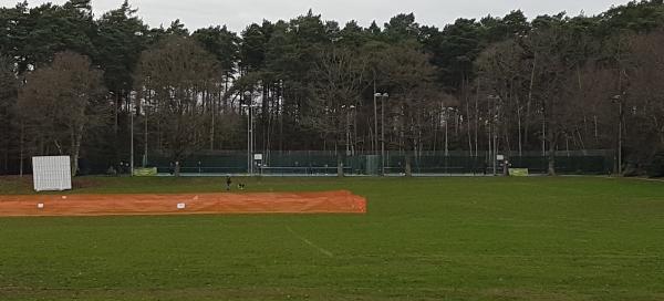 Crowthorne Tennis Club