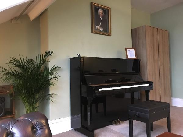 1685 Piano & Harpsichord Tuition