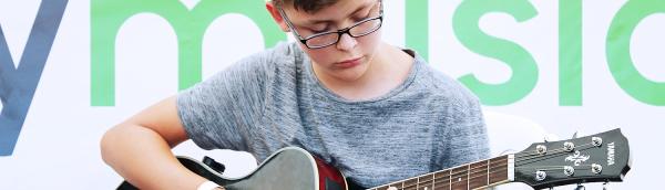 Let's Play Guitar Cirencester Guitar Lessons