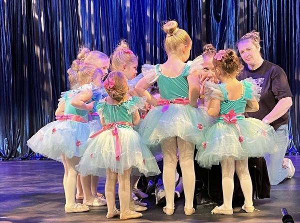 Lucy Robins School of Dance