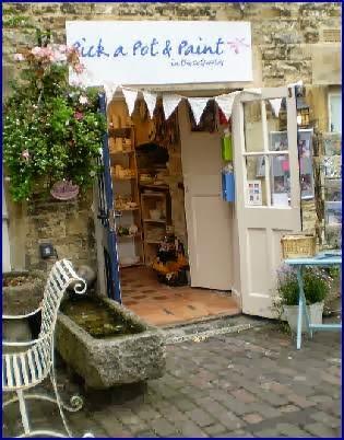 Pick a Pot & Paint in the Cotswolds