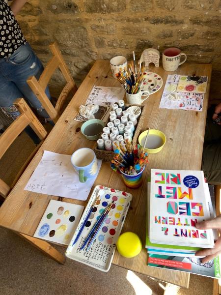 Pick a Pot & Paint in the Cotswolds