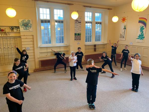 Razzamataz Theatre Schools South Lakes