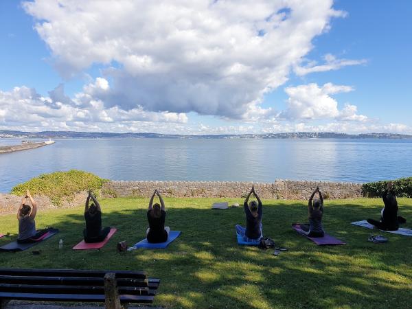 Nicola.bianca.yoga