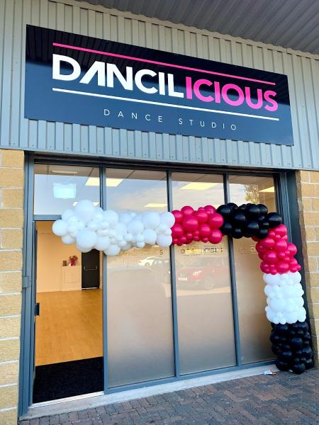 Dancilicious Dance Company