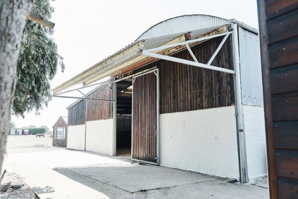 Sissons Farm Livery Yard