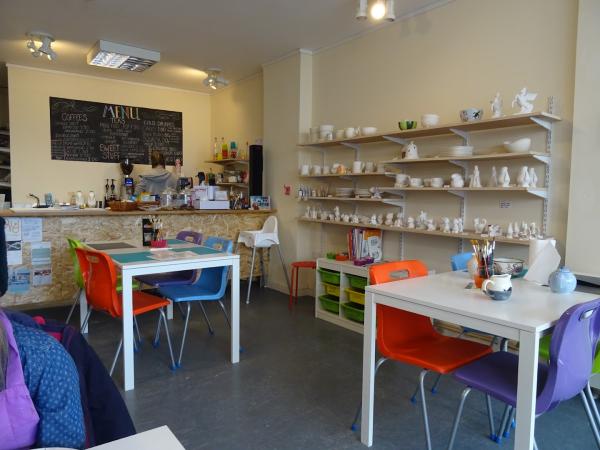 Star Glazers Pottery Painting Cafe