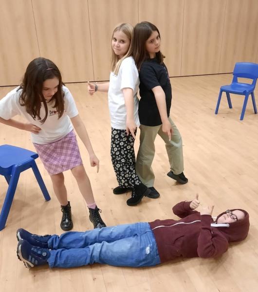 Dramatis Drama School